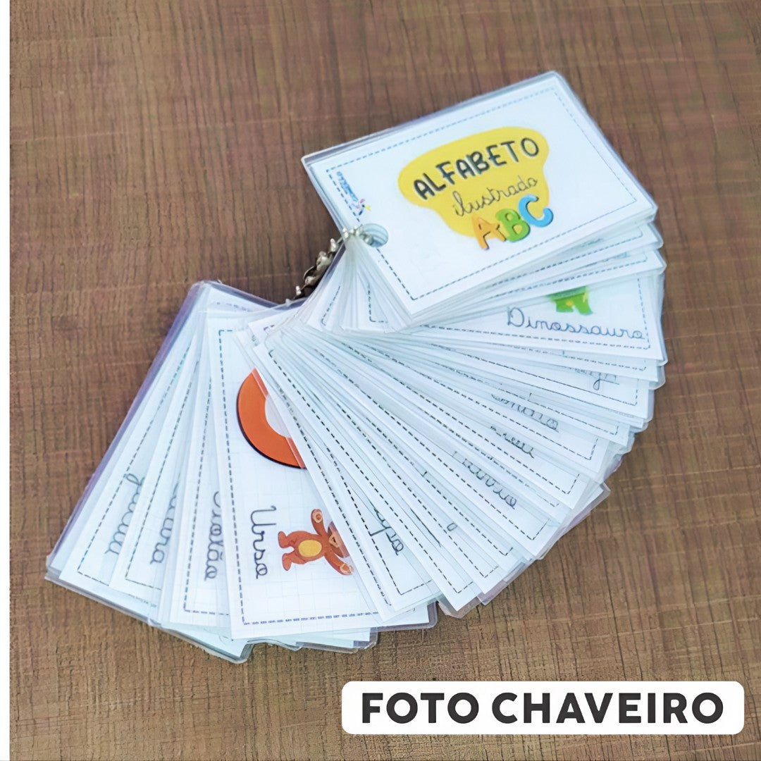 🔤 AlphaKey™ – Chaveiro Educativo com Alfabeto Ilustrado